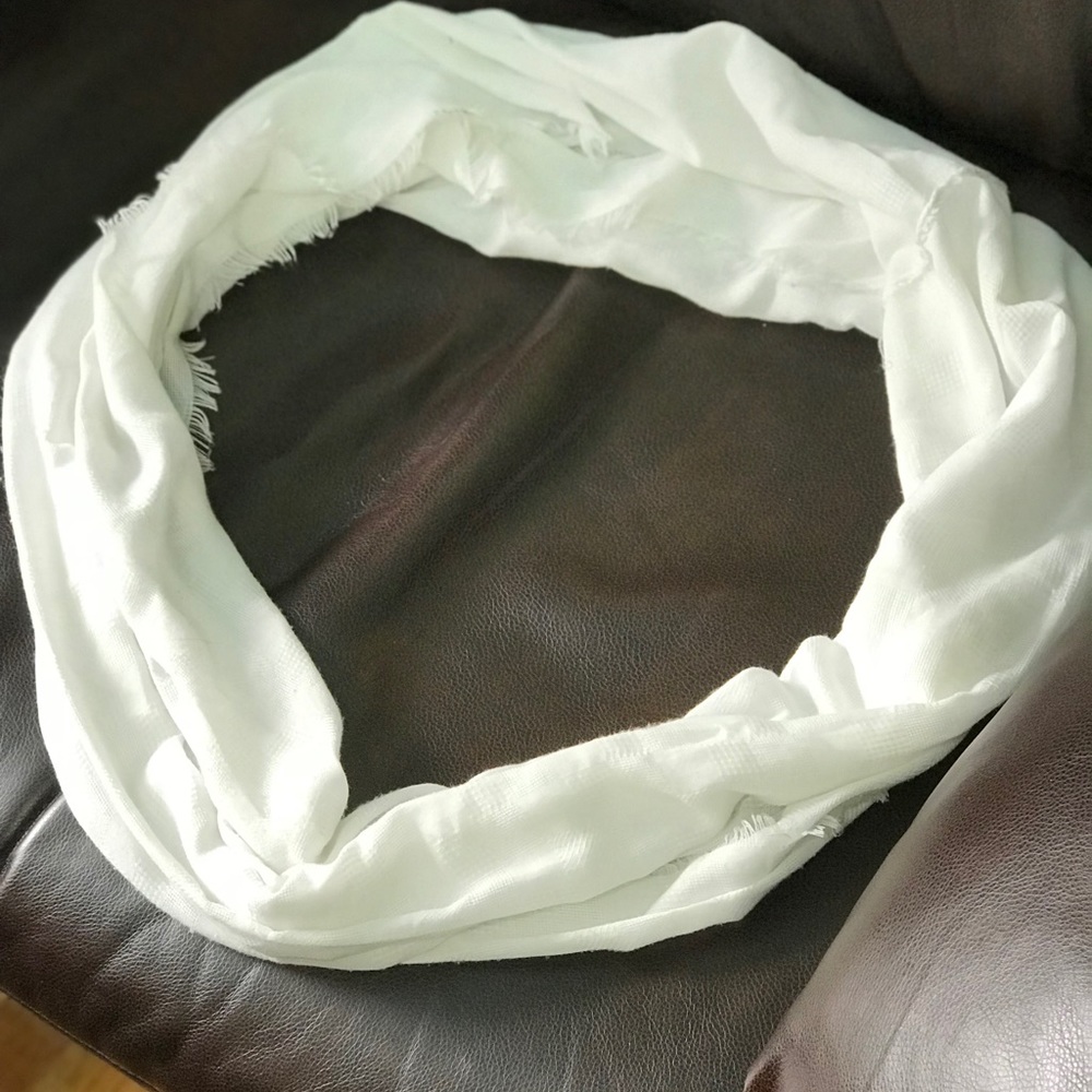 White infinity scarf